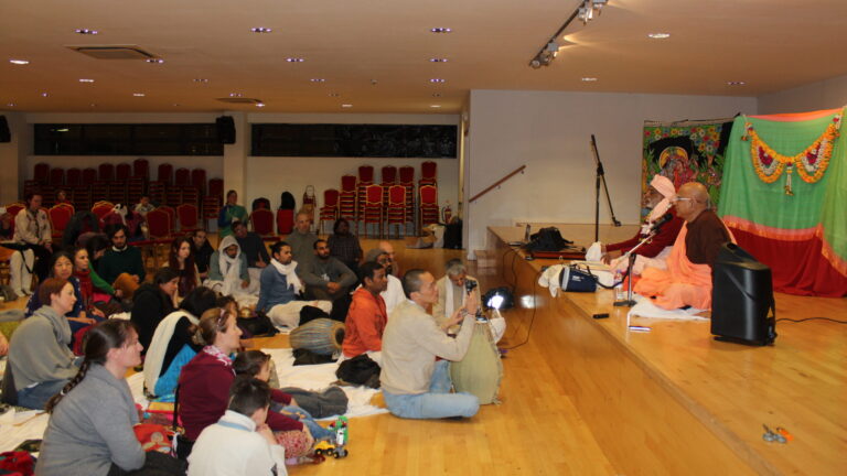 Nityanandan Prabhu Celebrations at Nagrecha Hall